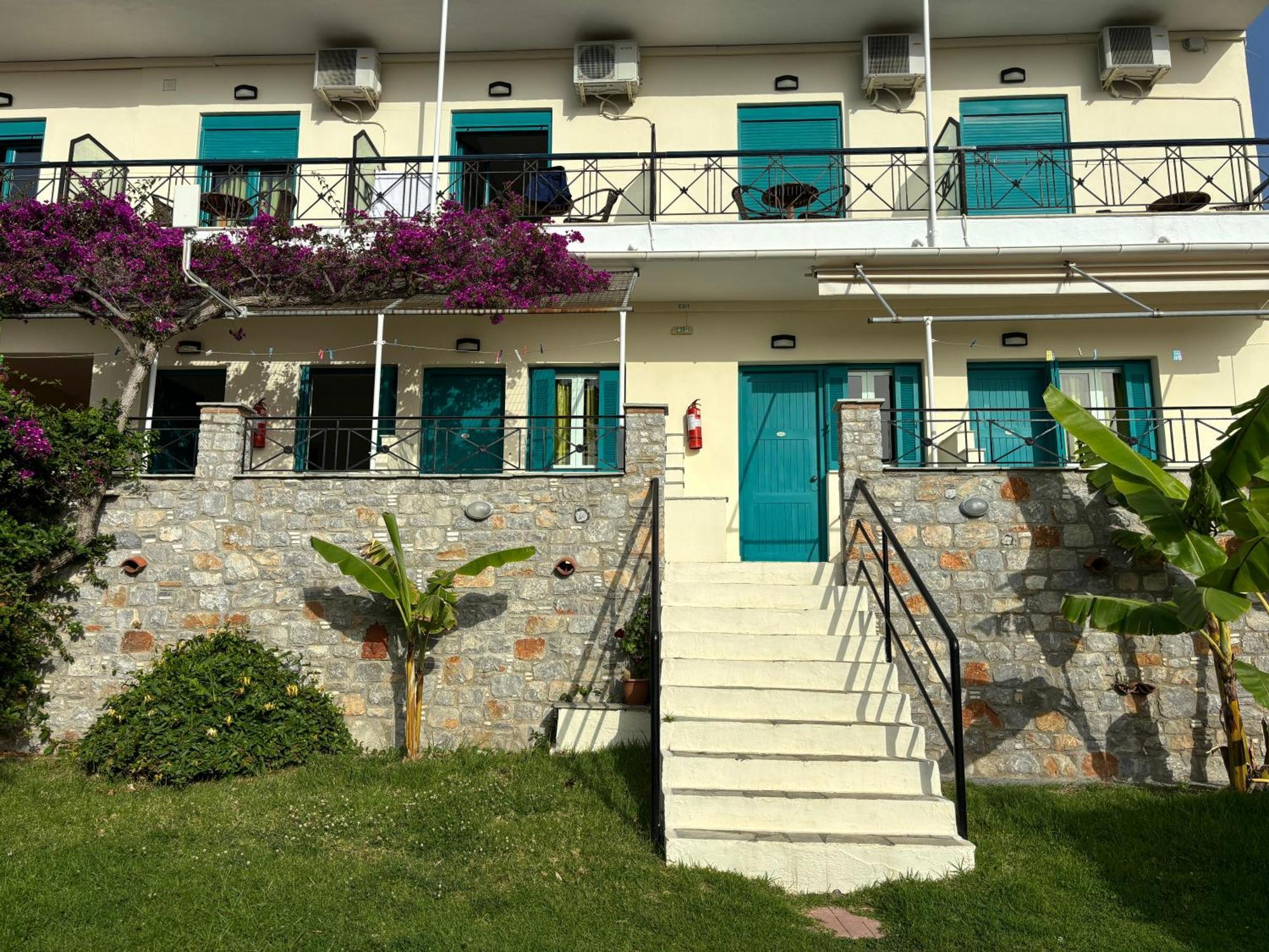 Angeliki Beach Hotel Мегали-Аммос Экстерьер фото